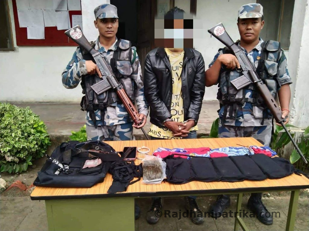 चार किलो लागुऔषध चरेस सहित एक जना प्रहरीको नियन्त्रणमा
