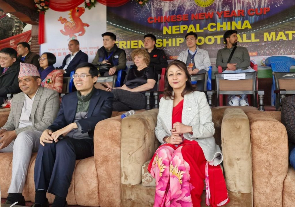 नेपाल र चीनका सांस्कृतिक विविधतासँगै फुटबल खेलको उद्घाटन, ड्रयागन नृत्य र पन्चेबाजाको प्रस्तुति