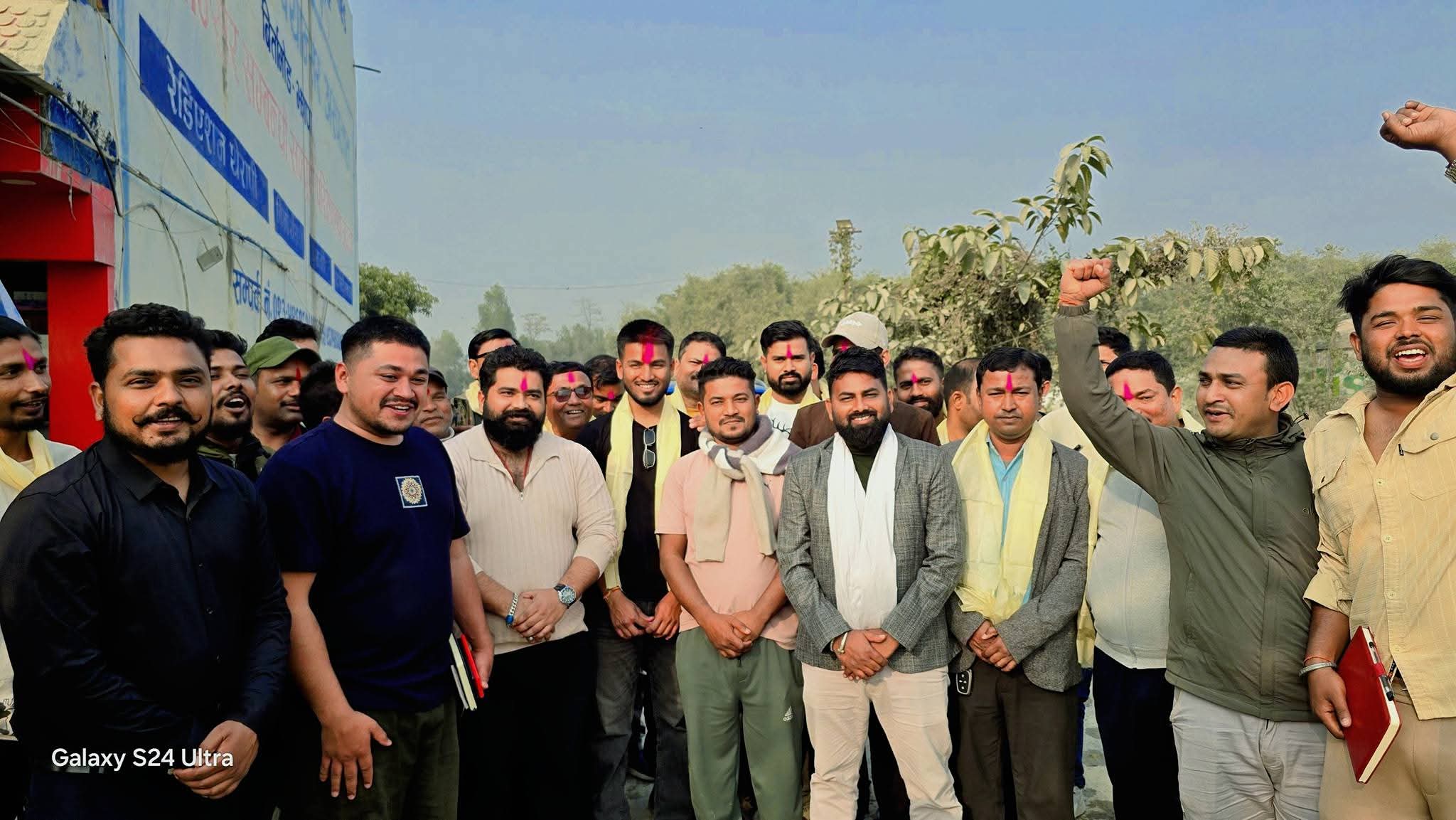 परिवर्तनको चाहनाले लहानमा रास्वपातर्फ आकर्षण